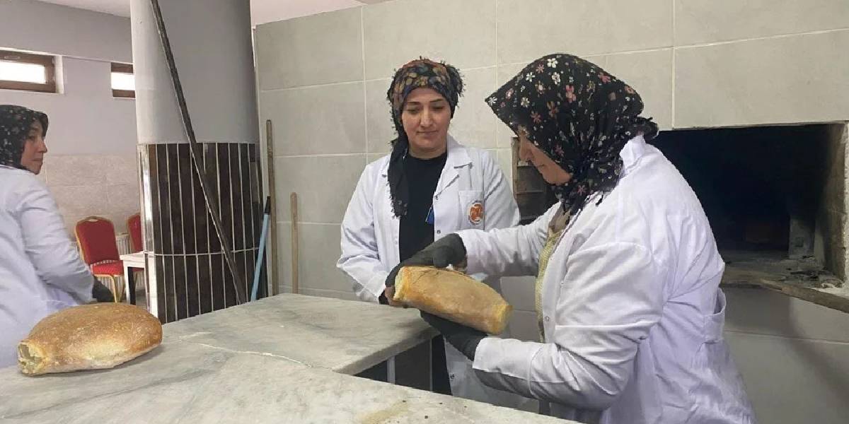 ankaranin-kutludugun-ekmegi-1