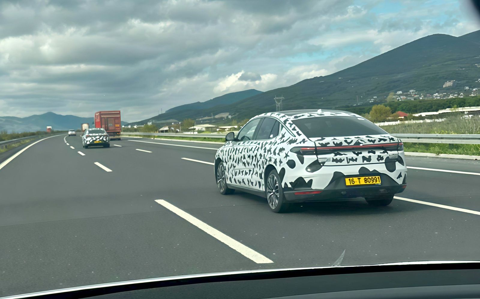 bd01cb36-36f3-47fe-8791-3daadc6af505