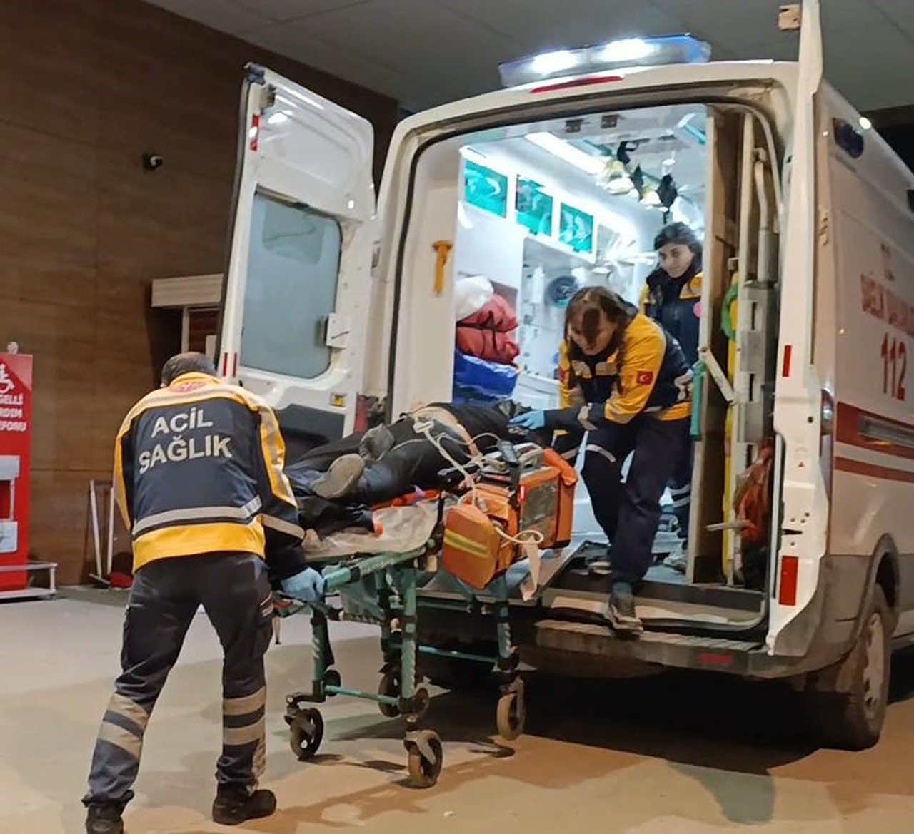 inegolde-otomobil-ile-motosiklet-kaza-1280x1169