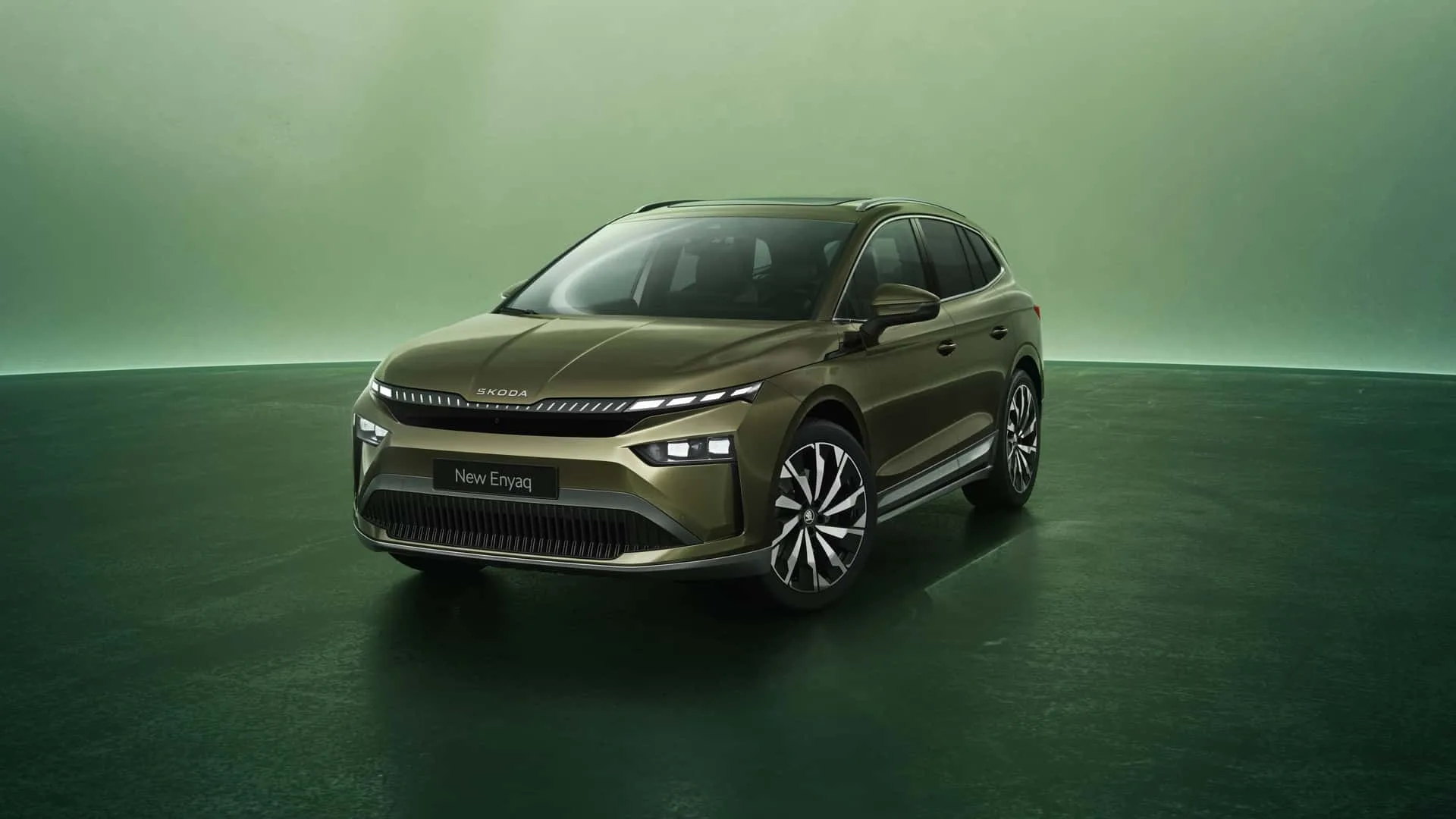 skoda-enyaq-2-001.webp