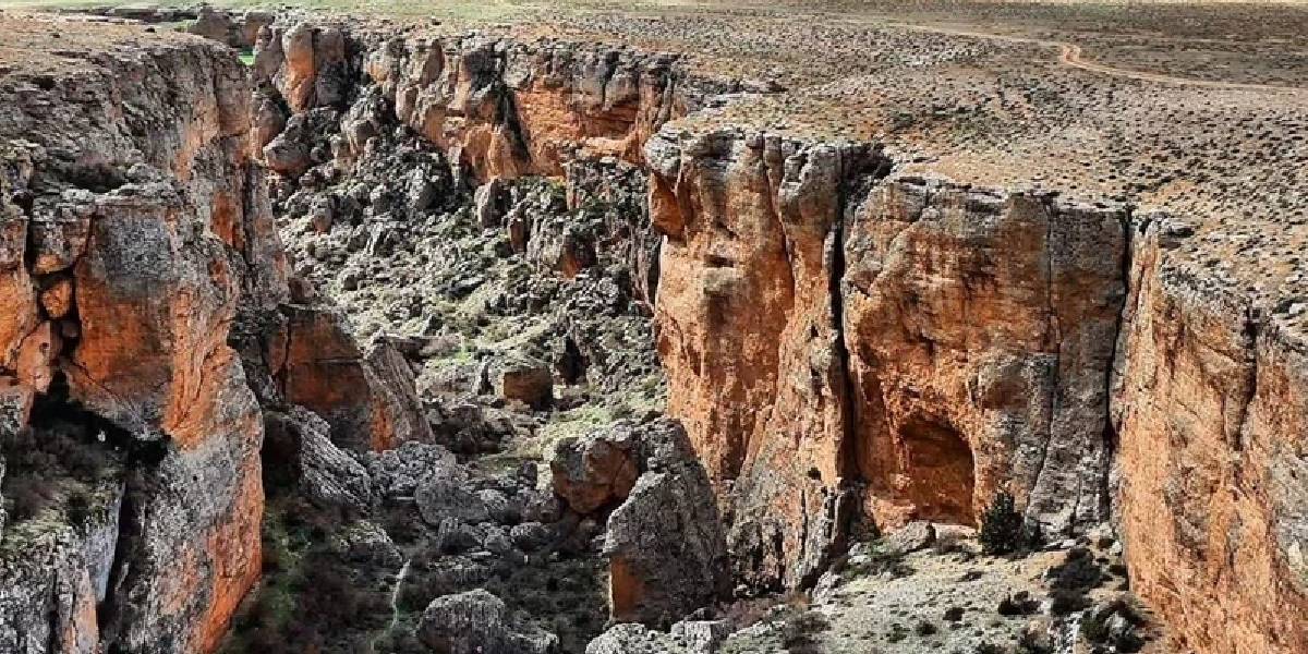 nigde-kazikli-ali-kanyonu-5.jpg
