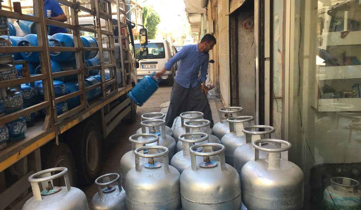 vatandas-yarim-tup-var-mi-diye-soruyor-1658127184