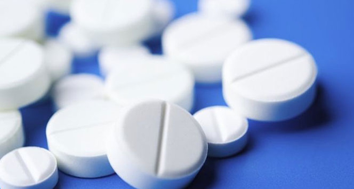 aspirin-kalp-krizi-ve-felcten-korur-mu-1200x640.jpg