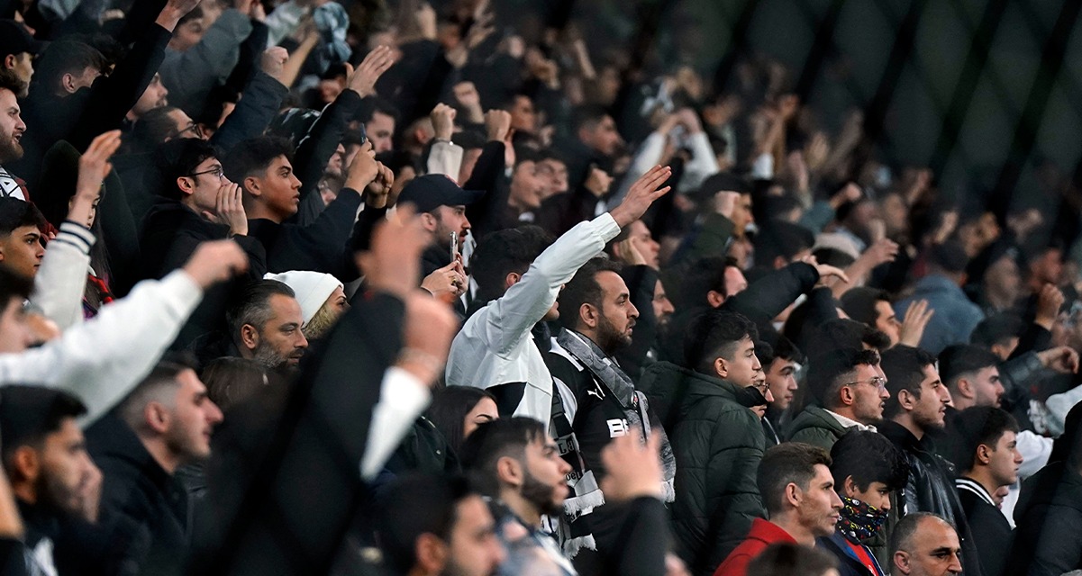 besiktas-taraftarina-ceza-1200x640.jpg