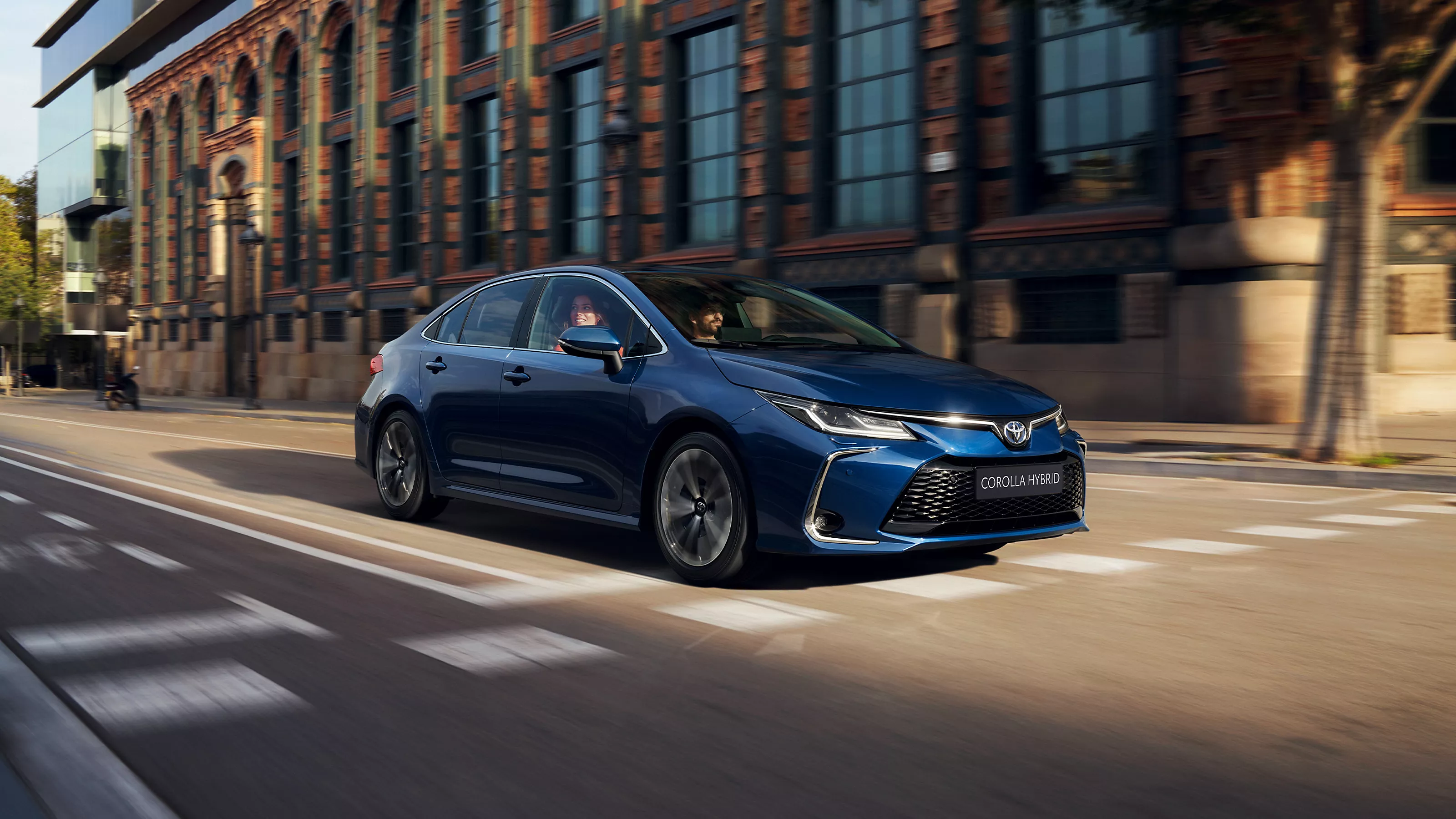 corolla-3200x1800-large-landscape.webp