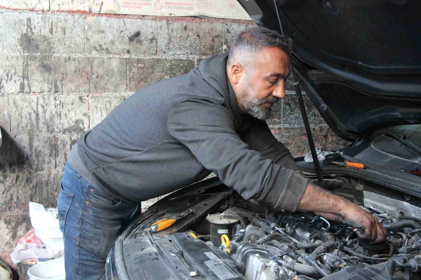 50-bin-tl-maasa-calisan-araniyor-yine-de-kimse-gelmiyor.jpg