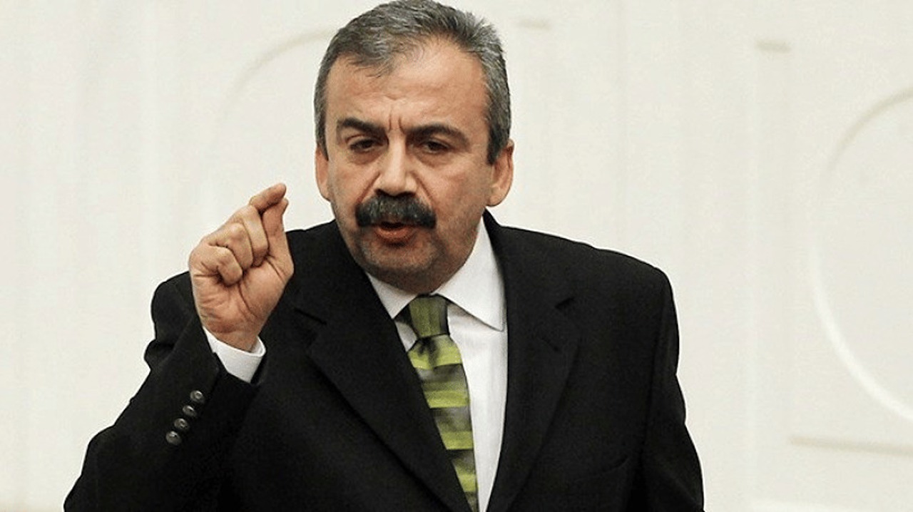 sirri-sureyya-onder-kimdir-1-1280x718.jpeg
