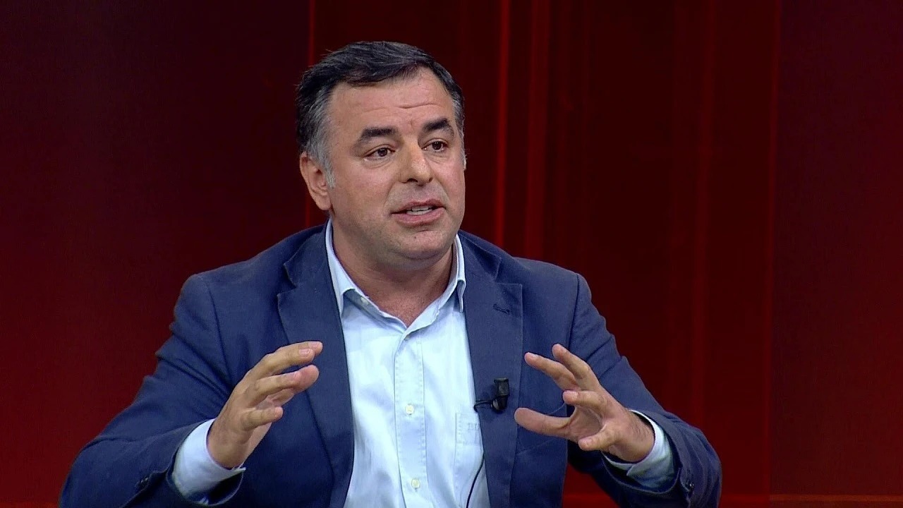 canli-yayinda-acikladi-studyoda-herkes-dondu-kaldi-ekrem-imamoglu-o-tarihte-tahliye-oluyor.jpeg