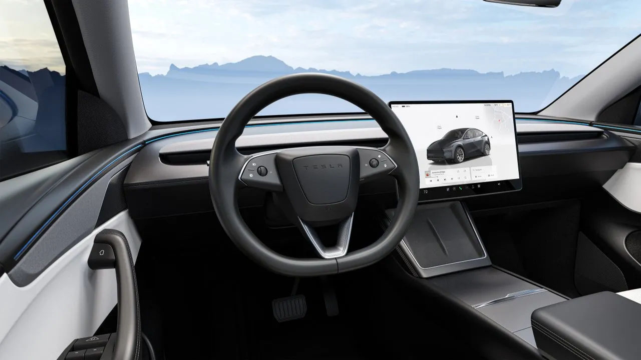 tesla-model-y-juniper-standard-range-563804-1280-1-jpg.webp