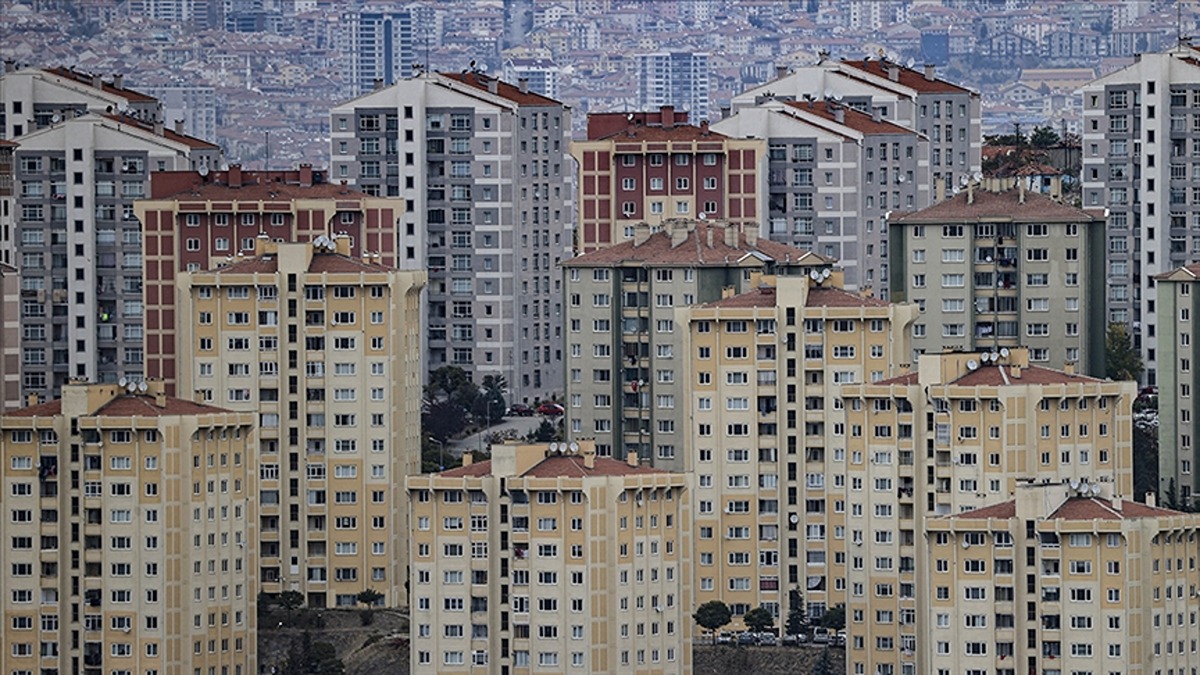 diyarbakir-erzurum-manisa-ve-vandan-ev-alanlar-yasadi-boylesi-gorulmedi-2-1200x675.jpg