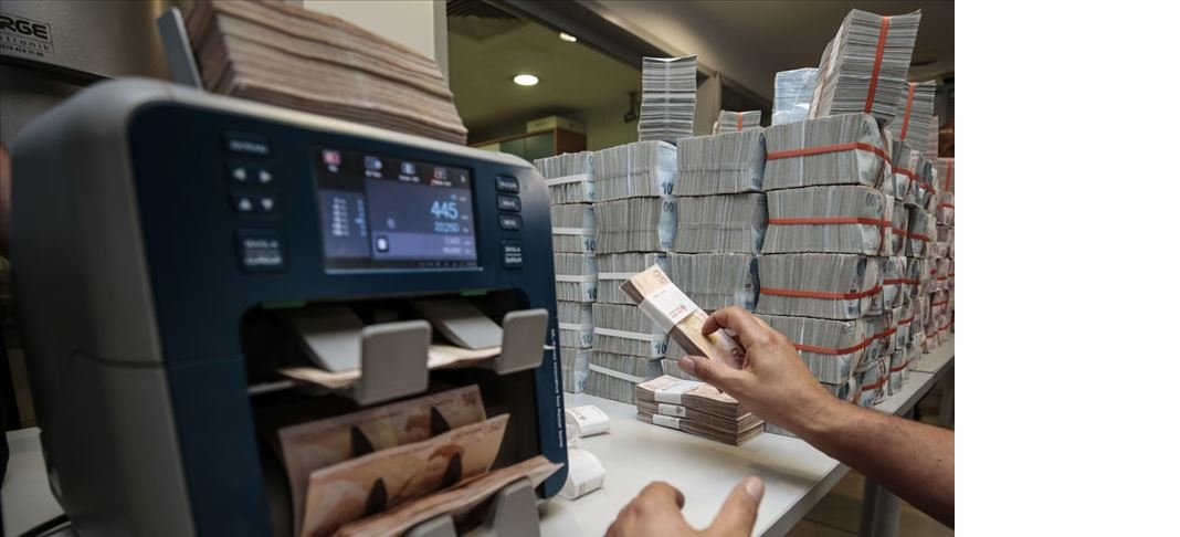 1-milyon-tlnin-getirisi-maas-gibi-oldu-mevduat-faizlerinde-rekabet-kizisti-bankalarin-faiz-oranlari-2.jpg