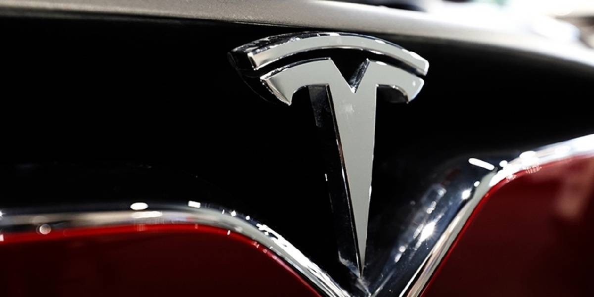 tesla-satislari-dustu-1.jpg