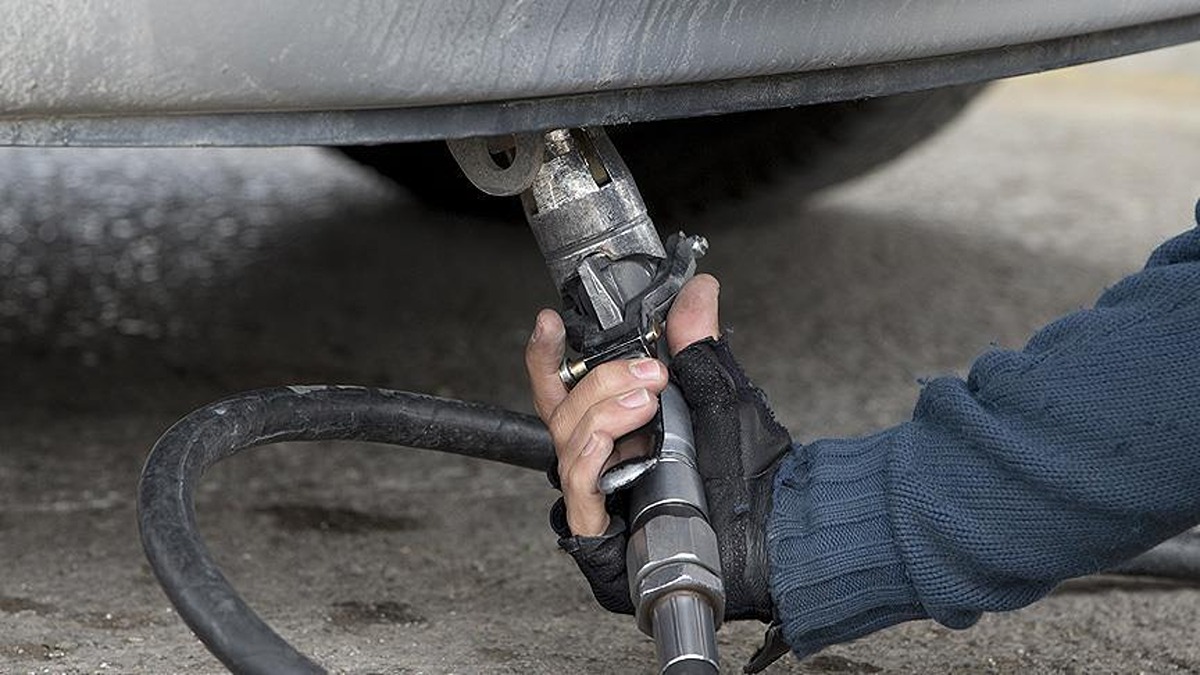 arac-sahiplerine-dev-mujde-lpg-fiyatlarina-dev-indirim-geliyor-iste-beklenen-rakam-ve-guncel-fiyatlar-1-1200x675.jpg