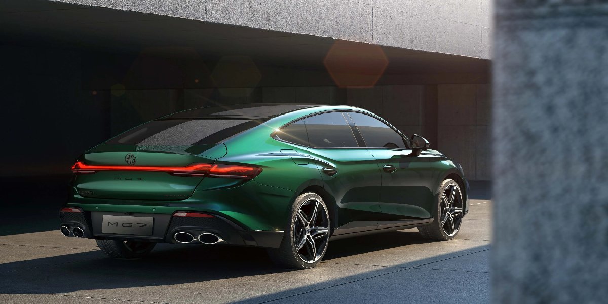 mg7-fastback-1.jpg