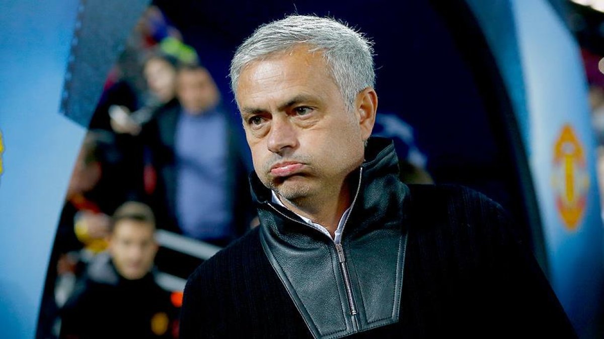 fenerbahcede-mourinho-belirsizligi-yerine-kim-gelecek-uc-isim-on-planda-1.jpg
