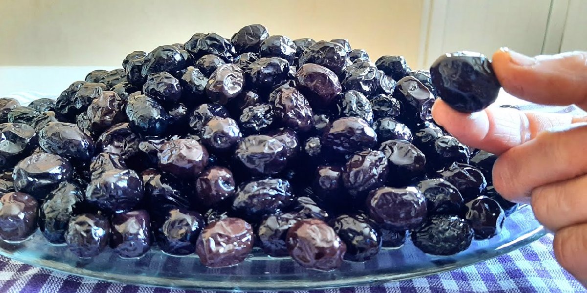 siyah-zeytin-aci.jpg