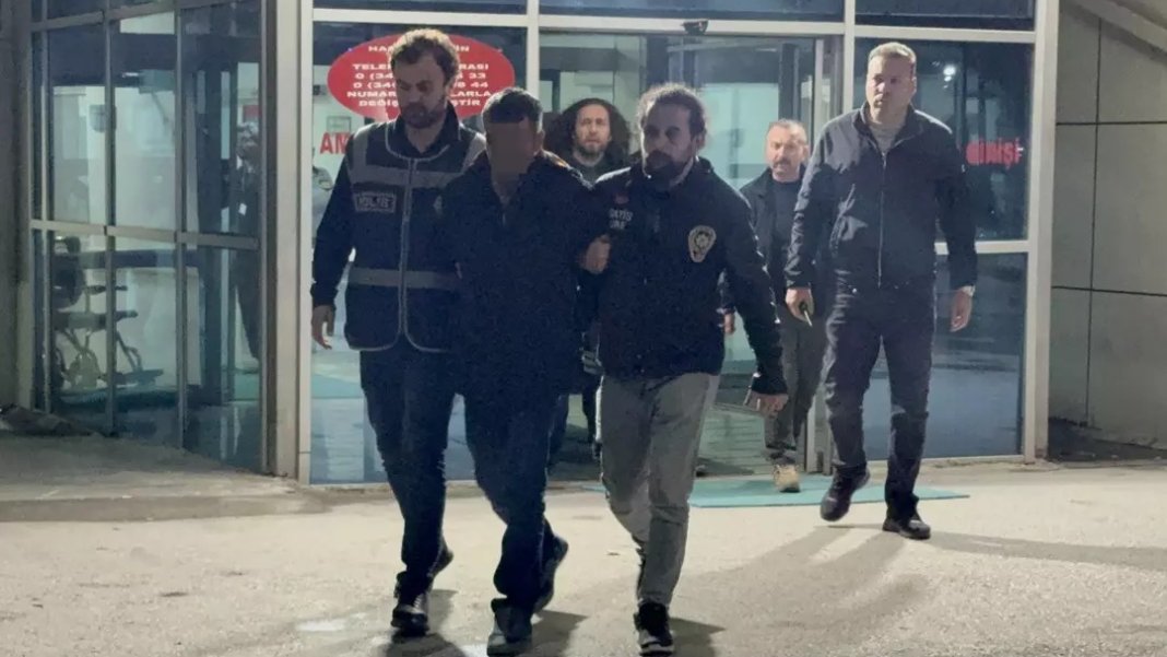 parmak-izi-ele-verdi-cinayetin-altindan-kayip-baba-detayi-cikti-1.jpeg