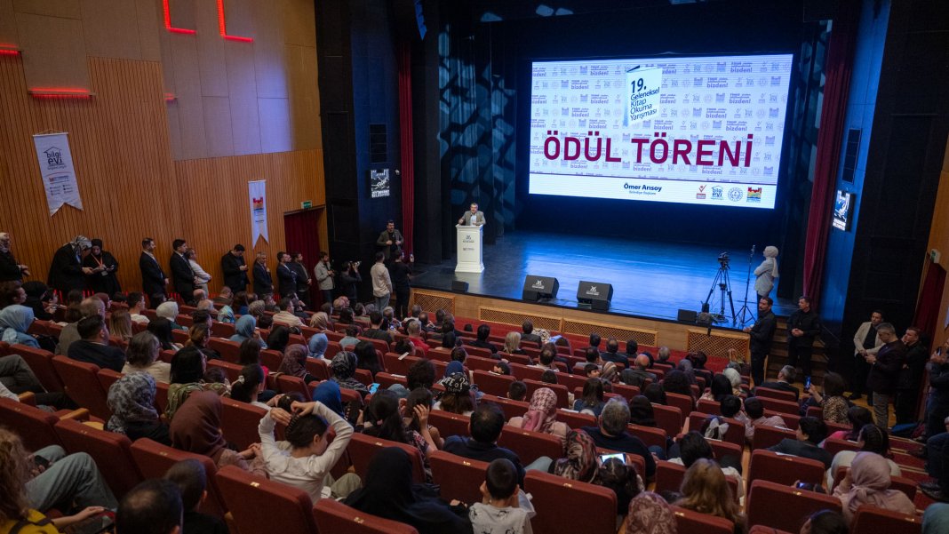 mulakat-tepkisi-krize-donustu-yusuf-tekinden-ogretmene-agir-sozler-megaloman-teror-baglantisi-var-2