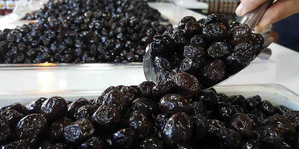 siyah-zeytin-neden-daha-faydali-3.jpg