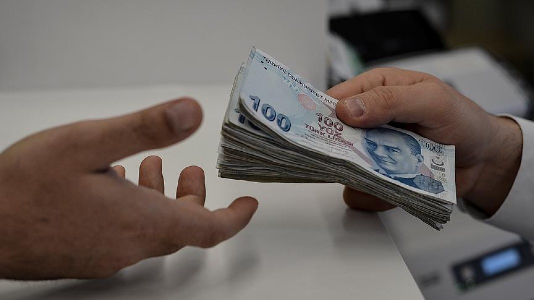 temmuzda-emeklilik-dilekcesi-verenlere-buyuk-tazminat-avantaji-isa-karakas-canli-yayinda-rakamlarla-acikladi-3.jpg
