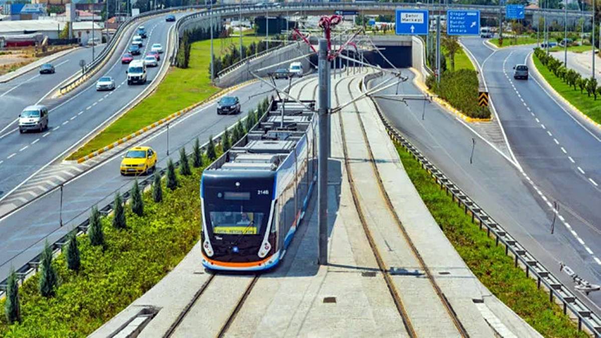 antalya-tramvayi-ne-zaman-acildi-nereden-geciyor.jpg