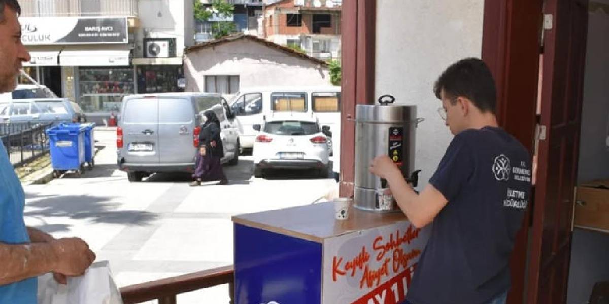 germencik-belediyesi-cayi-1-tl-yapti-2.jpg