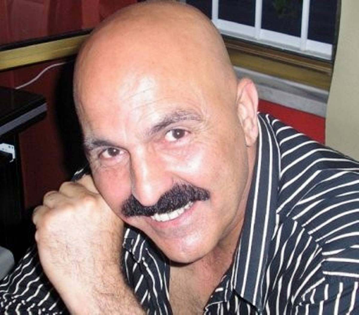 oyuncu-ahmet-firat-kimdir-hangi-dizilerde-filmlerde-oynadi-4.jpg