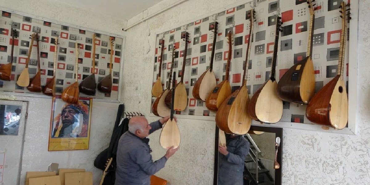 dogan-kosal-baglama.jpg