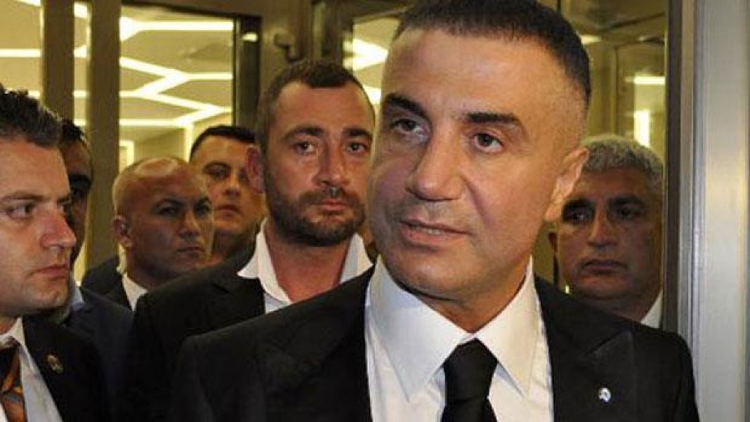 ve-sedat-peker-sessizligini-bozdu-3-kisiyi-asla-affetmeyecegim-turkiyeye-ne-zaman-donecek-5.jpg
