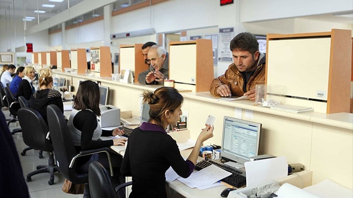İş arayanlara müjde! İki devlet bankası KPSS'siz yüzlerce personel alacak! İşte detaylar ve başvuru ekranı...