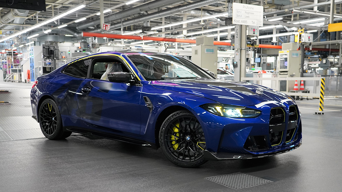 bmw-m4-cs-edition-vr46-valentino-rossi.jpg