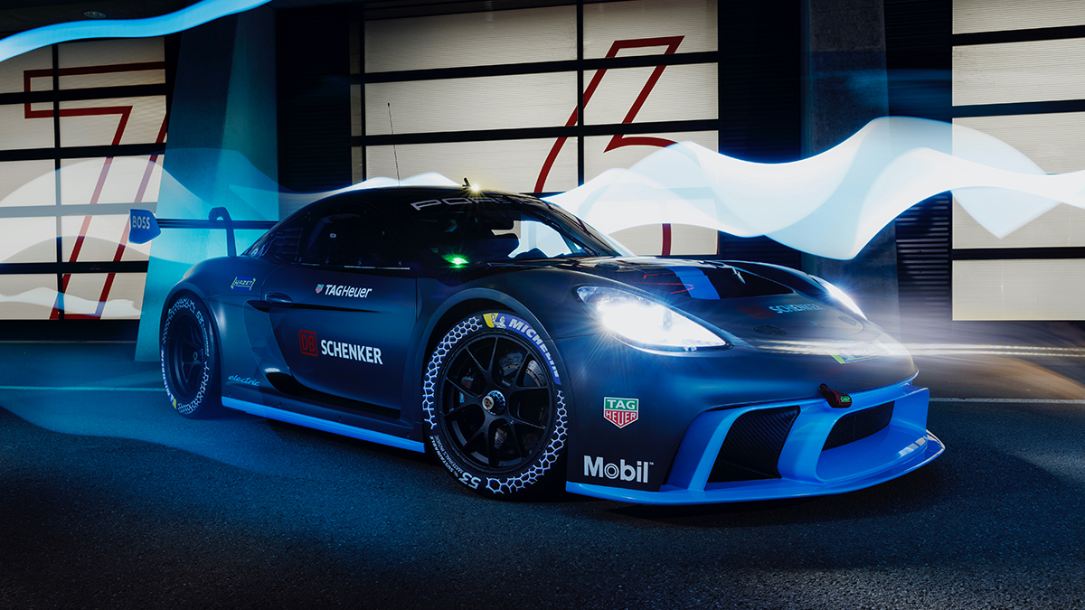 porsche-718-cayman-gt4-eperformance.jpg