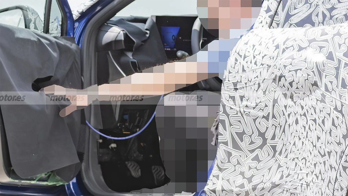 2026-renault-clio-ic-tasarim-casus.png