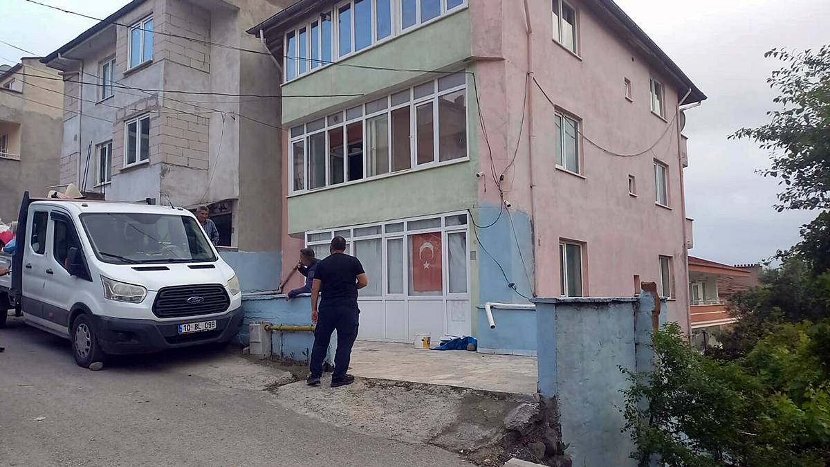 ev-sahibi-kiraci-kavgasi-3