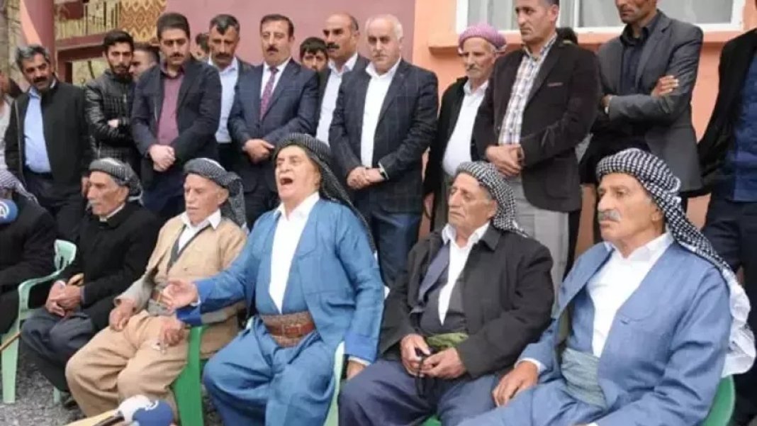 igdirda-asiretlerden-ornek-karar-dinde-yeri-yok-dendi-kaldirildi-1