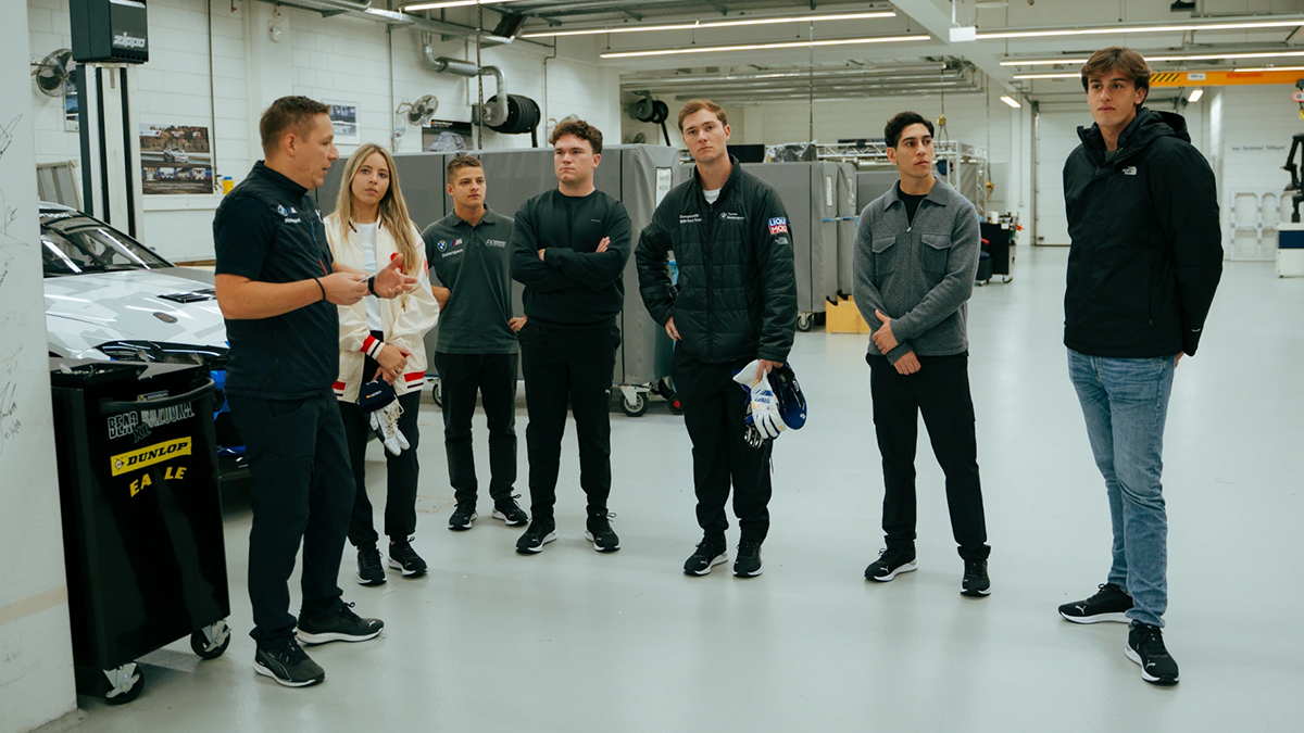 bmw-m-racing-academy-mentor