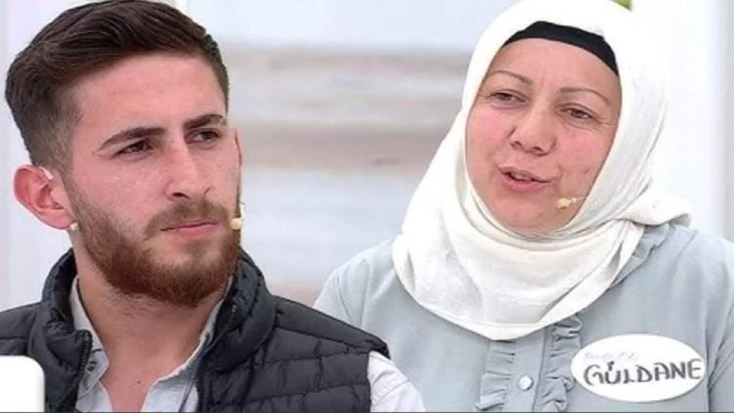 esra-erolda-gundem-olmustu-anne-kizinin-nisanlisiyla-kacti-mahkeme-karari-belli-oldu