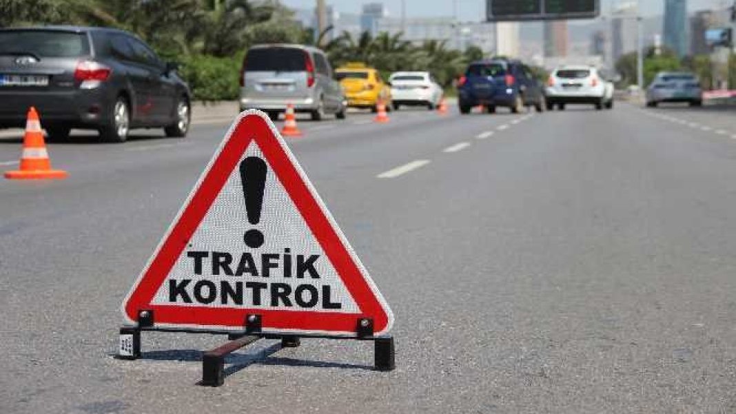 milyonlarca-arac-sahibine-cifte-darbe-bakan-yerlikaya-canli-yayinda-acikladi-artik-her-yerde-3