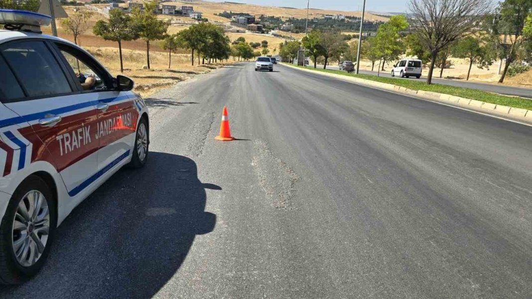 milyonlarca-arac-sahibine-cifte-darbe-bakan-yerlikaya-canli-yayinda-acikladi-artik-her-yerde-4-001