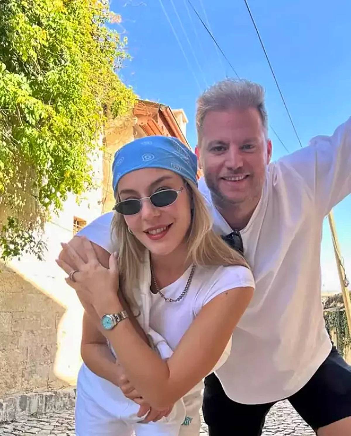 ege-kokenli-evli-mi-esi-kim-cocugu-var-mi-kac-yasinda-3