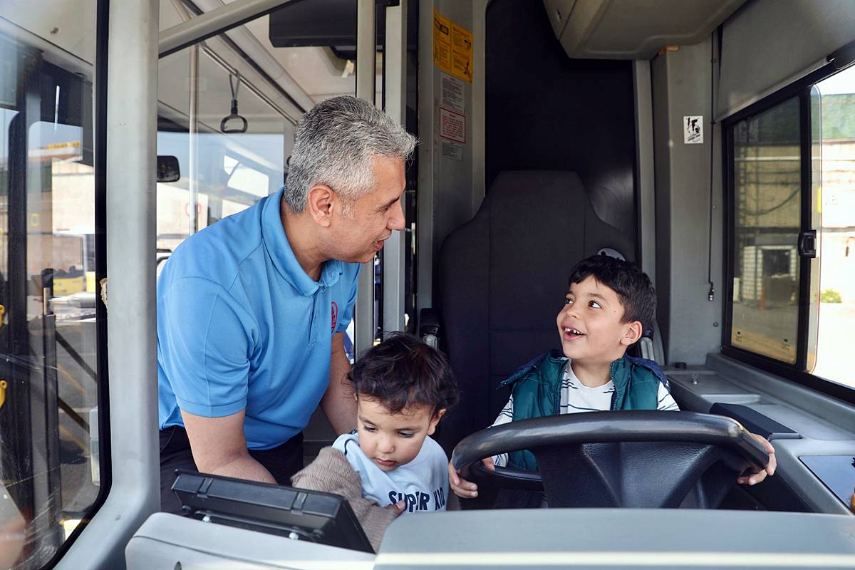 kaybolan-cocuklari-iett-soforu-buldu-2