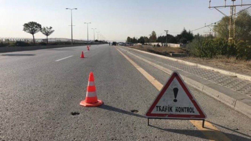 bayramda-yola-cikacaklar-dikkat-artik-her-30-kmde-bir-bunlardan-var-cezasi-cok-buyuk-6