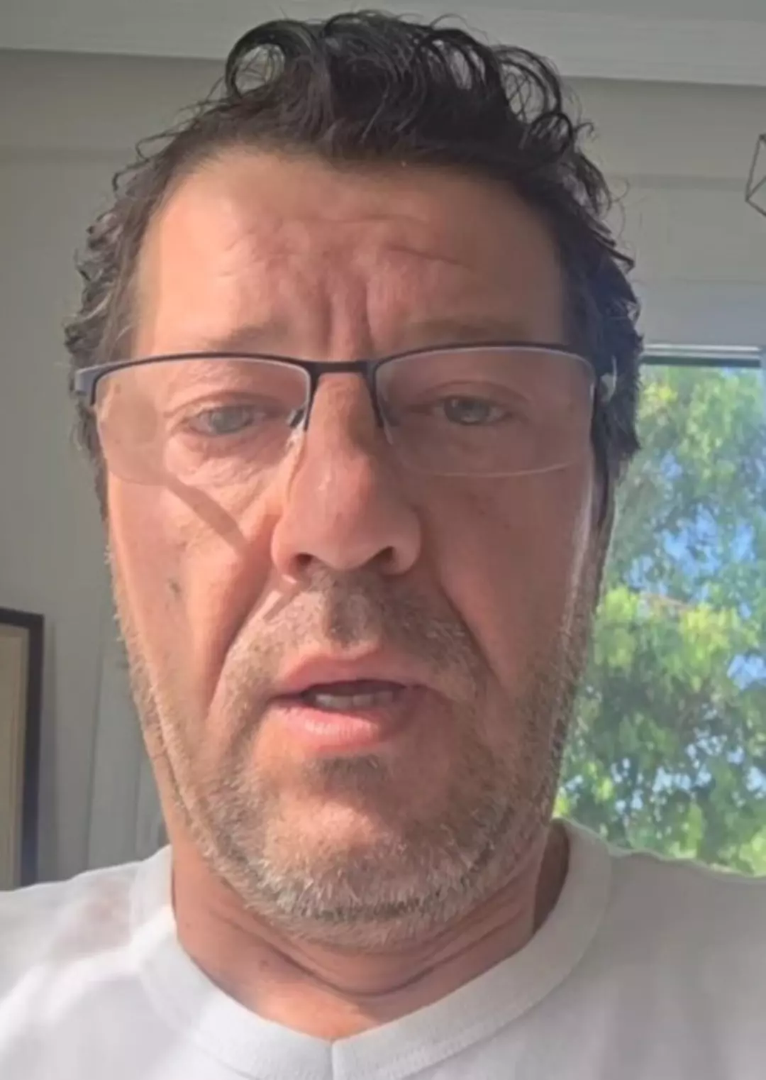 ilker-aksumun-trafik-kavgasi-sosyal-medyada-olay-oldu-sinirlerime-hakim-olamadim-ozur-dilerim-3