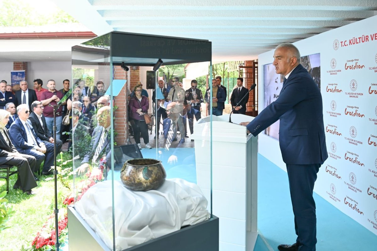 whatsapp-image-2025-06-04-at-12-43-54