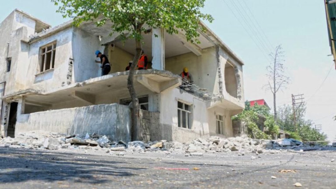 whatsapp-image-2025-06-08-at-09-42-35-1