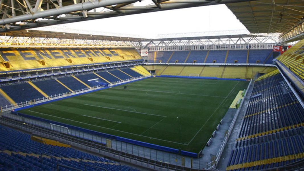 fenerbahcenin-yeni-sezon-kombine-fiyatlari-belli-oldu-3.jpg