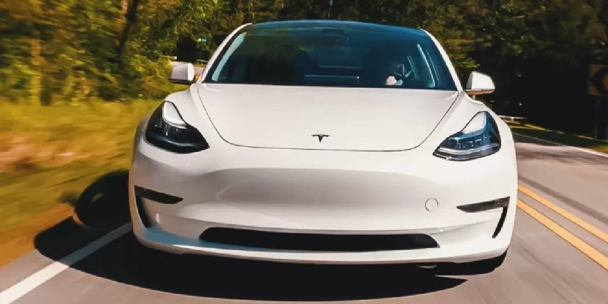 tesla-model-y-ariza-1.jpg
