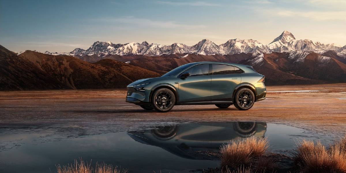 ilk-yapay-zeka-otomobil-2