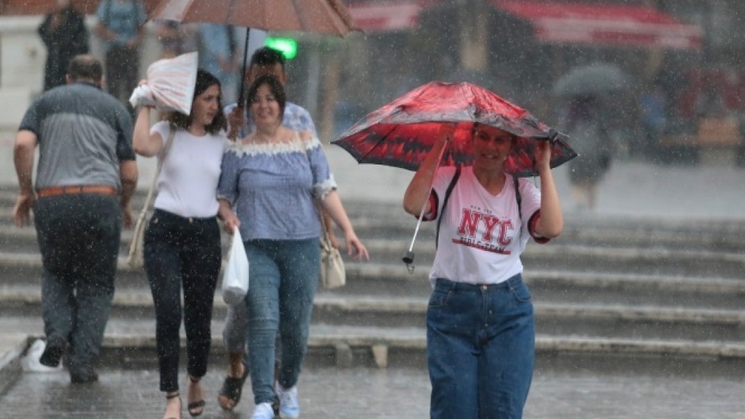 saganak-yagis-geliyor-meteorolojiden-9-il-icin-uyari-2.jpg