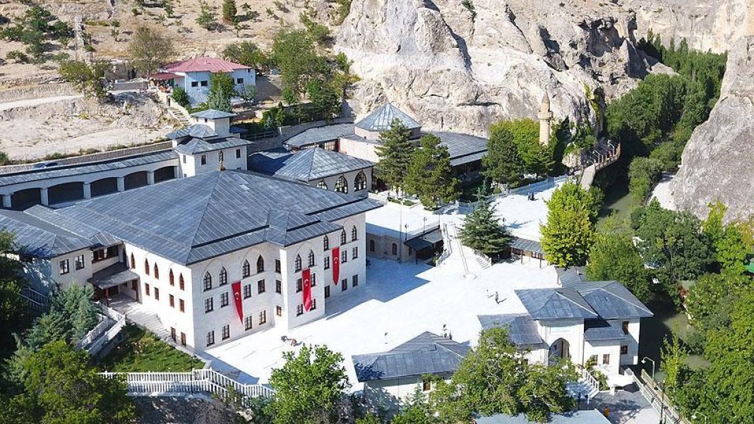 hem-tarih-hem-huzur-turkiyenin-yeni-manevi-turizm-gozdesi-2